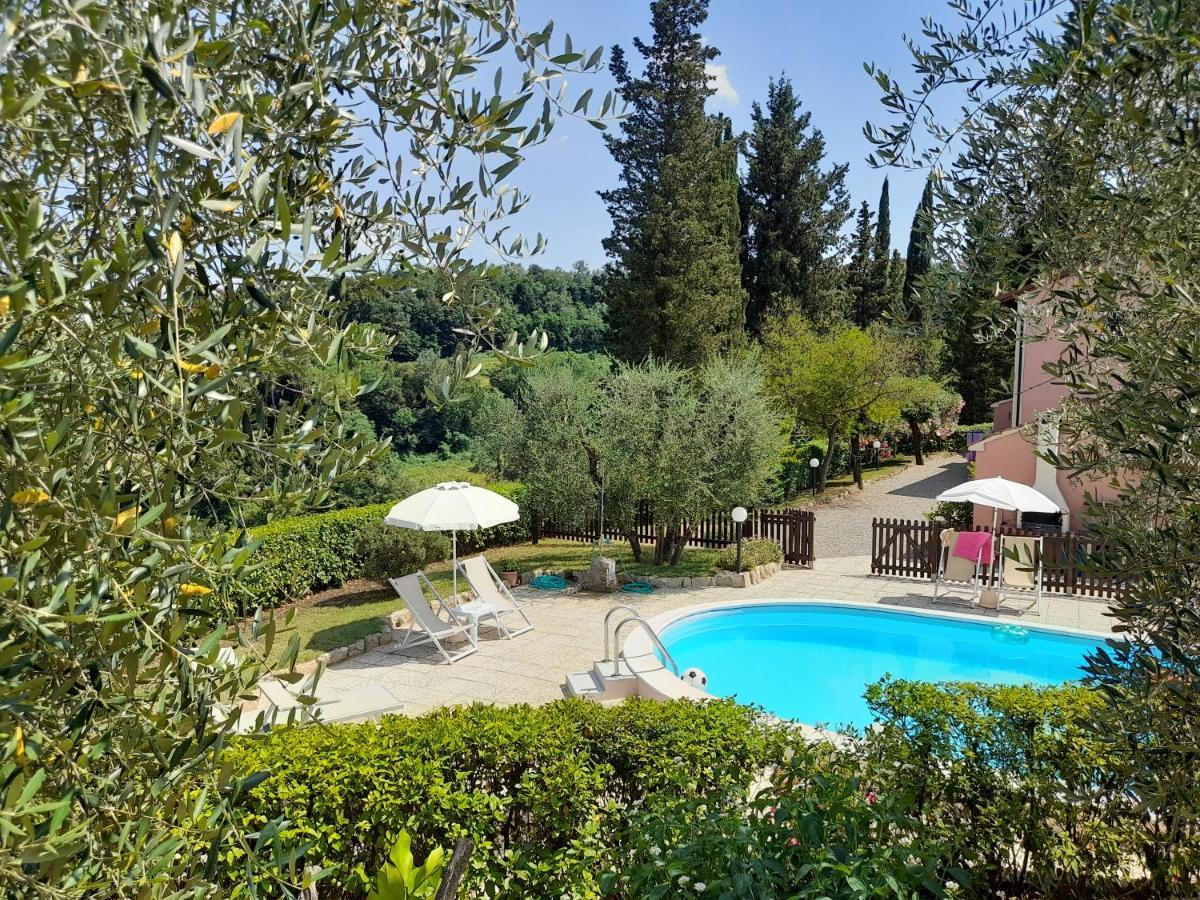 Podere Il Leccione Palaia Luaran gambar