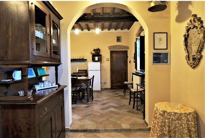 Podere Il Leccione Palaia Luaran gambar