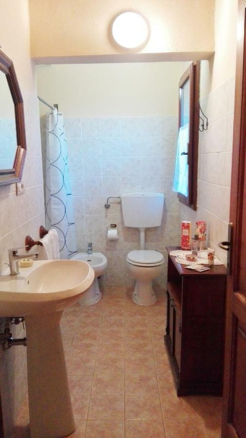 Podere Il Leccione Palaia Luaran gambar