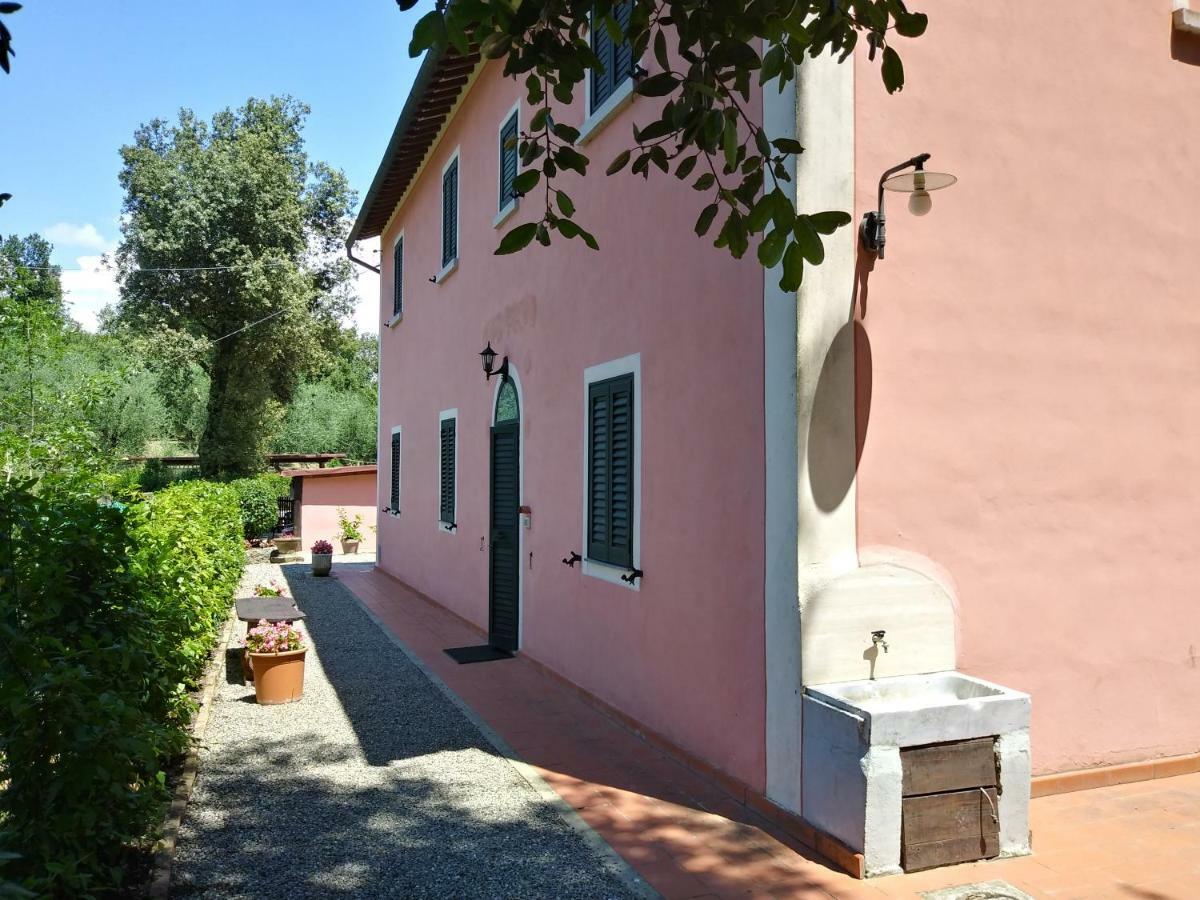 Podere Il Leccione Palaia Luaran gambar